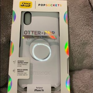 Otter + Pop Symmetry Series for iPhone XR